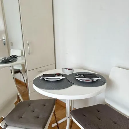 Privatunterkunft In *